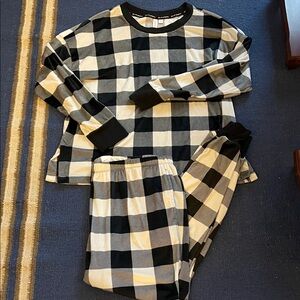Women's Checkered Pajama Set - Black and White